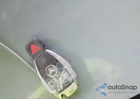 2010 Mercedes-Benz Glk 350 4Matic из США, поврежденный, VIN WDCGG8HB2AF359017